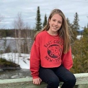 Meet your Posher, Ève